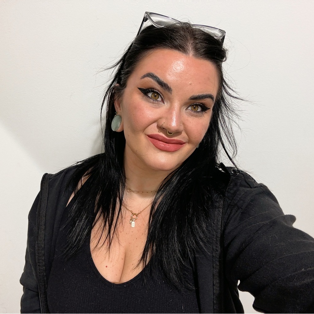 Meet your Posher, Rae